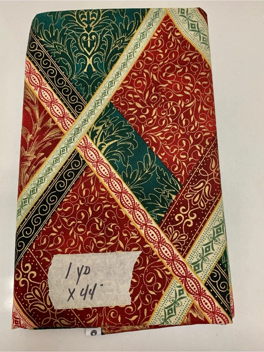Hoffman California Fabrics Venetian Holiday Quilting Cotton Style E881 1 Yard